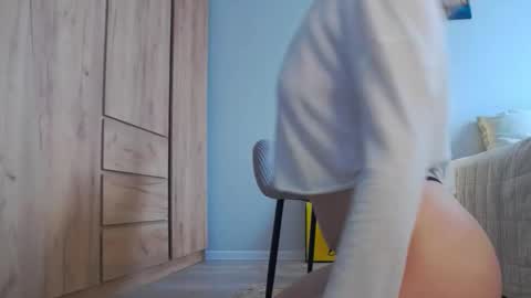 LaraKanes online show from 09/11/25, 08:36