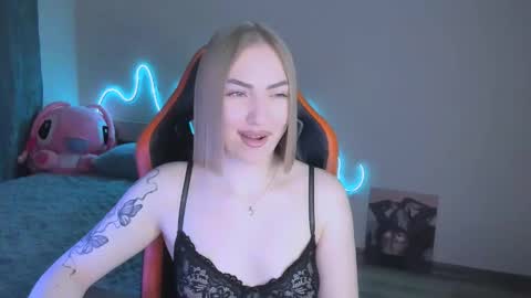 LaraKrein lk online show from 01/10/26, 05:15