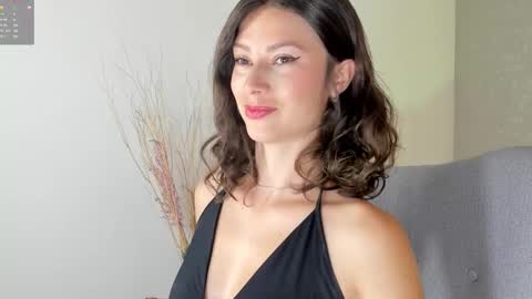 Lara  online show from 01/10/26, 01:13