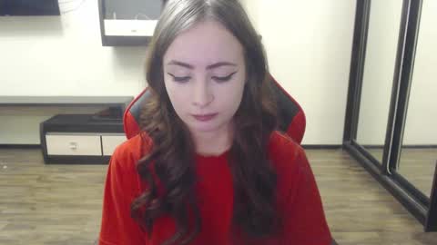 Snapshot of laralianna chatting on 12/22/24, 03:22 Laralianna online show from 12/22/24, 03:22