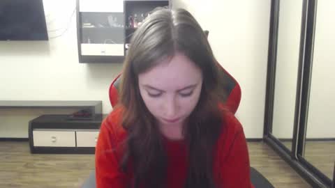 Snapshot of laralianna chatting on 12/22/24, 06:59 Laralianna online show from 12/22/24, 06:59