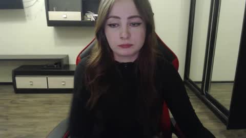 Snapshot of laralianna chatting on 02/21/25, 06:48 Laralianna online show from 02/21/25, 06:48