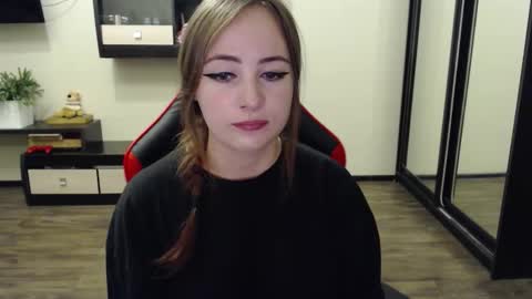 Snapshot of laralianna chatting on 09/11/25, 03:50 Laralianna online show from 09/11/25, 03:50