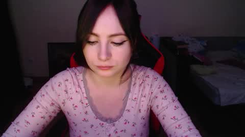 Laralianna online show from 02/25/26, 07:56