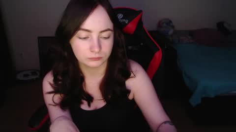 Snapshot of laralianna chatting on 03/09/26, 02:15 Laralianna online show from 03/09/26, 02:15