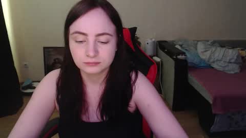 Snapshot of laralianna chatting on 03/21/26, 09:47 Laralianna online show from 03/21/26, 09:47