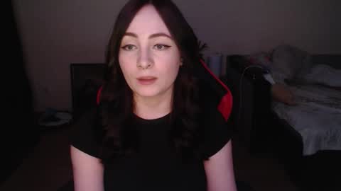 Snapshot of laralianna chatting on 03/27/26, 07:02 Laralianna online show from 03/27/26, 07:02