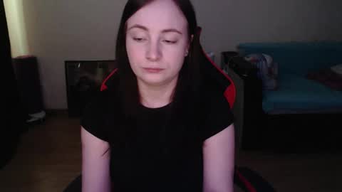 Snapshot of laralianna chatting on 04/03/26, 12:03 Laralianna online show from 04/03/26, 12:03