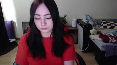 Snapshot of laralianna chatting on 04/10/26, 12:10 Laralianna online show from 04/10/26, 12:10