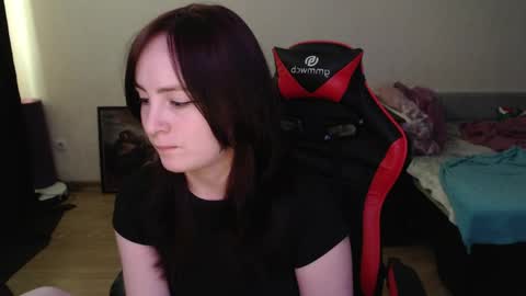 Snapshot of laralianna chatting on 04/24/26, 08:39 Laralianna online show from 04/24/26, 08:39