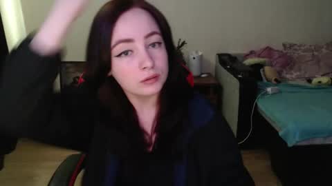 Snapshot of laralianna chatting on 04/27/26, 10:46 Laralianna online show from 04/27/26, 10:46
