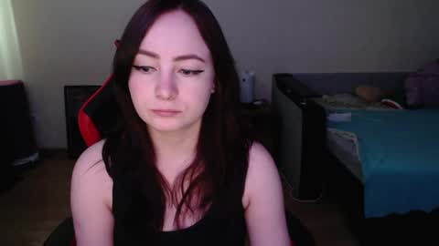 Snapshot of laralianna chatting on 04/28/26, 05:56 Laralianna online show from 04/28/26, 05:56