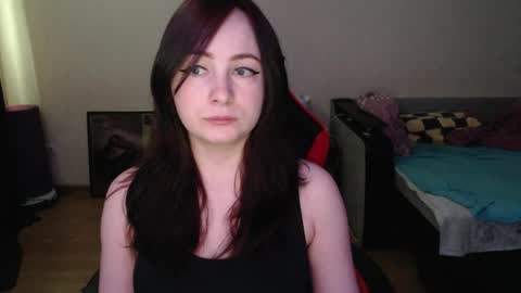 Snapshot of laralianna chatting on 04/29/26, 09:35 Laralianna online show from 04/29/26, 09:35