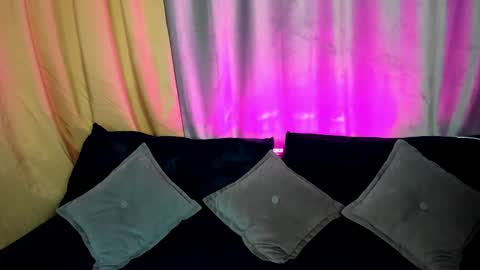 MY NAME IS LILY online show from 02/05/25, 01:15