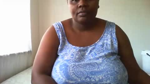 laralovex online show from 12/07/24, 09:06