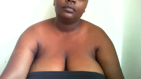 laralovex online show from 01/14/25, 10:59