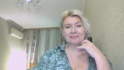 laramrs online show from 10/23/25, 04:50