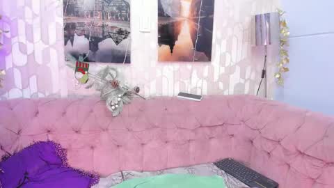 Lara Murphy online show from 12/12/24, 10:31