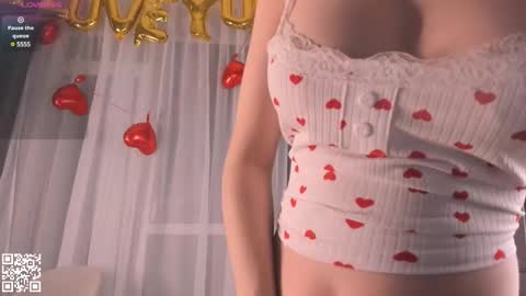 Snapshot of large_ocean chatting on 03/12/25, 03:51 Rose online show from 03/12/25, 03:51