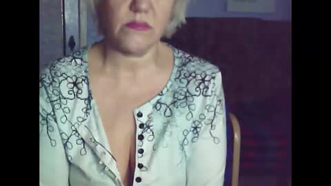 larisaq4ugo24 online show from 01/28/25, 10:12