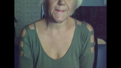 larisaq4ugo24 online show from 09/13/25, 08:25