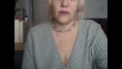 Snapshot of larisaq4ugo24 chatting on 01/12/26, 12:32 larisaq4ugo24 online show from 01/12/26, 12:32