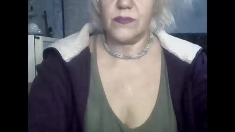 Snapshot of larisaq4ugo24 chatting on 01/18/26, 02:21 larisaq4ugo24 online show from 01/18/26, 02:21