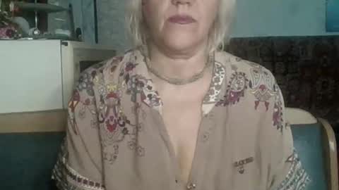 Snapshot of larisaq4ugo24 chatting on 03/12/26, 07:25 larisaq4ugo24 online show from 03/12/26, 07:25