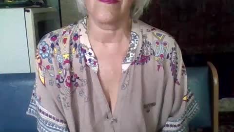 Snapshot of larisaq4ugo24 chatting on 06/24/26, 08:46 larisaq4ugo24 online show from 06/24/26, 08:46