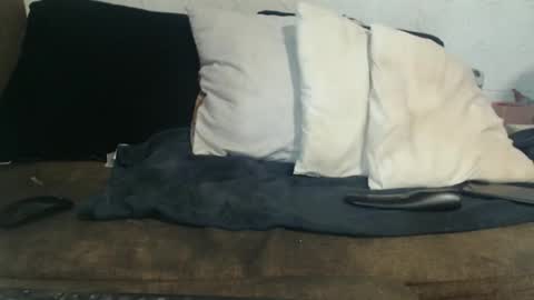 Lariss online show from 03/15/26, 06:36