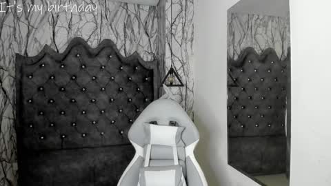  Lari online show from 01/26/25, 02:35