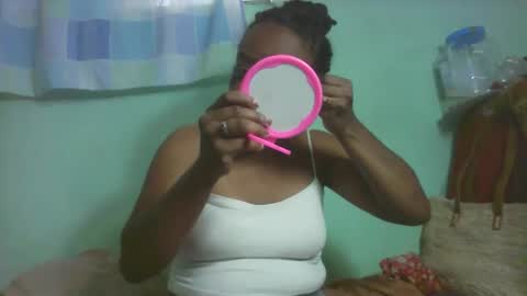 larissa645771 online show from 11/26/25, 07:31