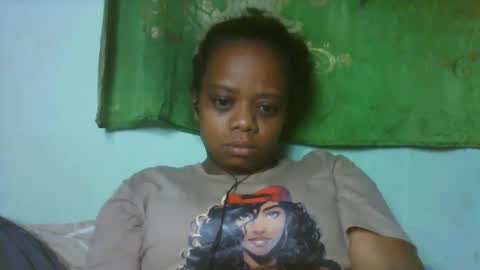 larissa645771 online show from 02/13/26, 07:54