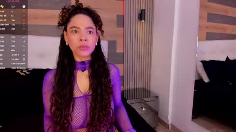 Snapshot of larissadesire chatting on 07/09/26, 11:47 Larissa online show from 07/09/26, 11:47