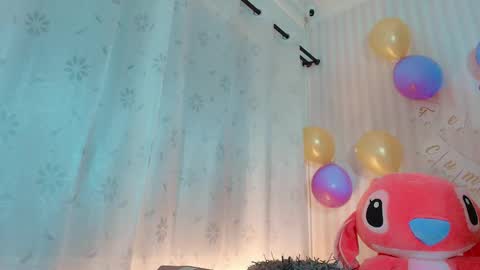 Larissas online show from 10/10/25, 09:03