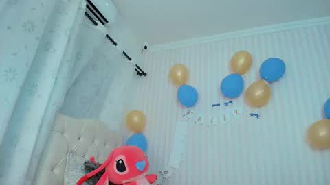 Larissas online show from 10/11/25, 09:02