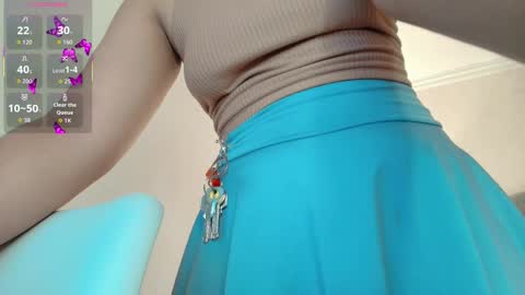 Larissas online show from 10/25/25, 12:18
