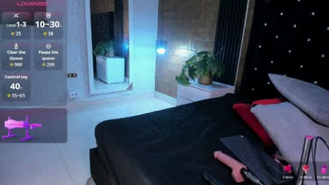       online show from 04/07/26, 08:20