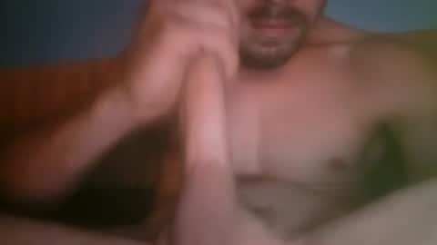 Snapshot of larry009 chatting on 07/05/26, 11:45 larry009 online show from 07/05/26, 11:45