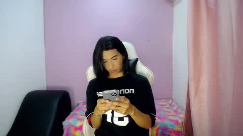 Snapshot of larry_craft chatting on 03/02/26, 08:37 larry online show from 03/02/26, 08:37