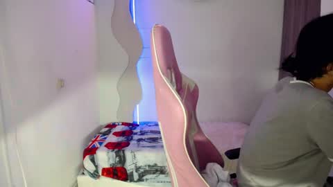 larry online show from 04/10/26, 08:57