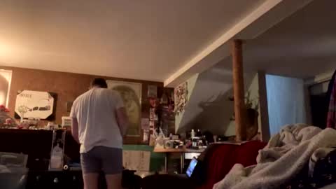 larrythelover23 online show from 01/06/26, 08:18