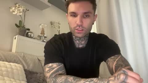 larsskeet online show from 12/18/25, 10:54