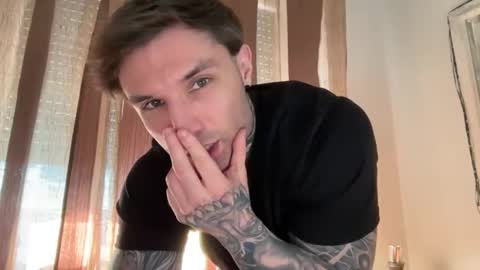 Snapshot of larsskeet chatting on 03/20/26, 02:22 larsskeet online show from 03/20/26, 02:22