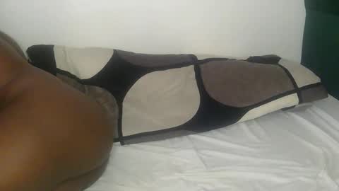 larvy12 online show from 03/27/26, 12:05