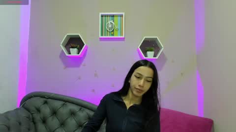 Tania  online show from 04/15/26, 12:23