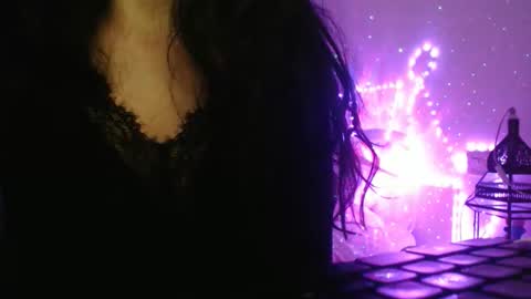 Auri online show from 02/17/26, 03:58