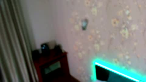 Snapshot of lasscherry18 chatting on 02/07/25, 04:24 LassCherry18 online show from 02/07/25, 04:24