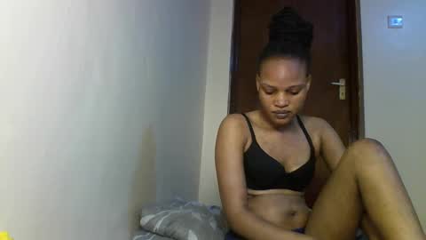 Snapshot of last_barbie chatting on 11/11/25, 03:12 Last barbie online show from 11/11/25, 03:12