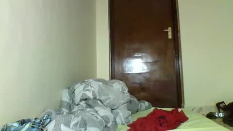 Snapshot of last_barbie chatting on 11/25/25, 01:00 Last barbie online show from 11/25/25, 01:00